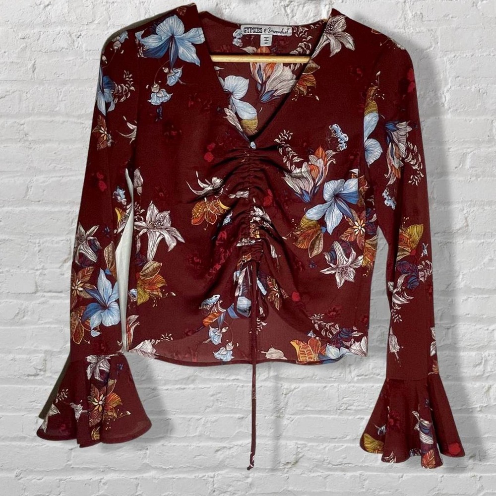Cute crop top long sleeve